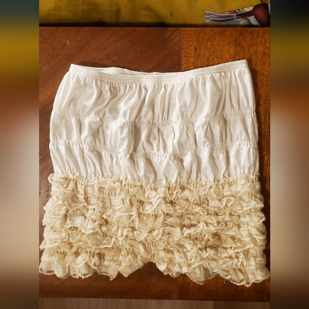 Off White Bloomers Size Small
